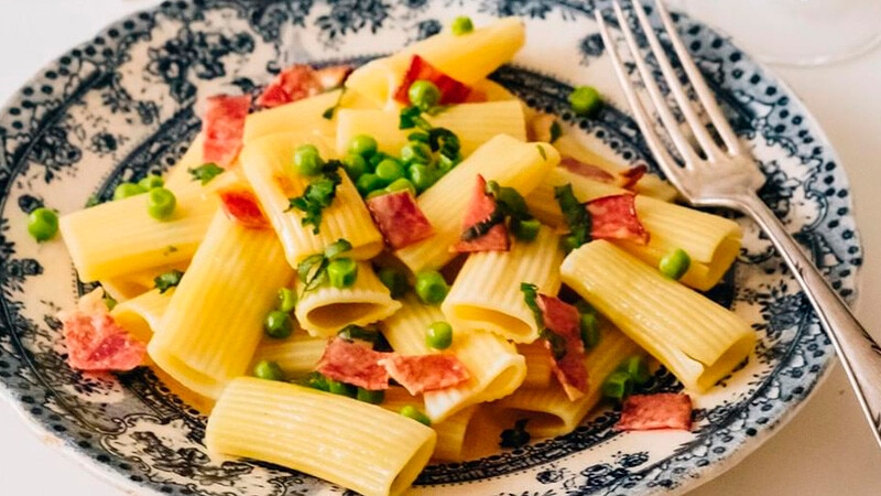 Massa de Ervilhas, Bacon e Queijo Creme
