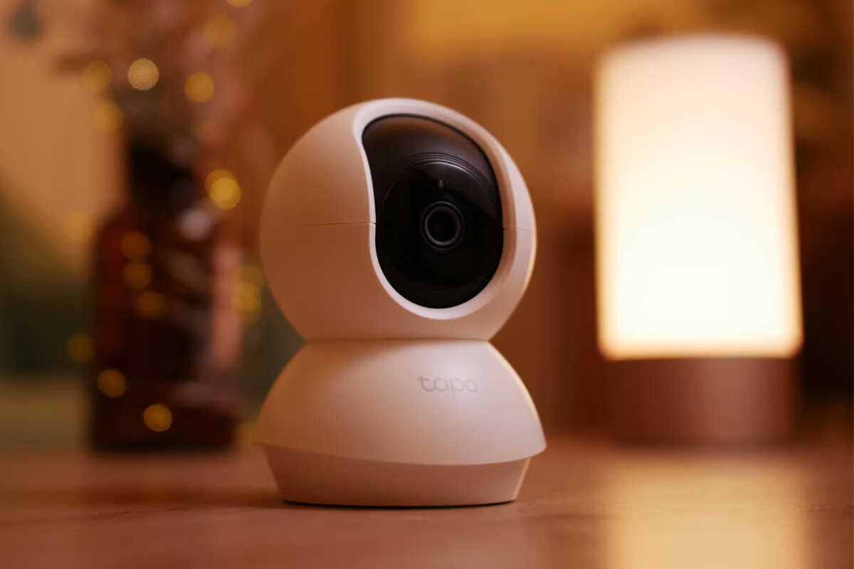 Cámara de vigilancia de sobremesa o fija de pared con sistema Wi-Fi:
