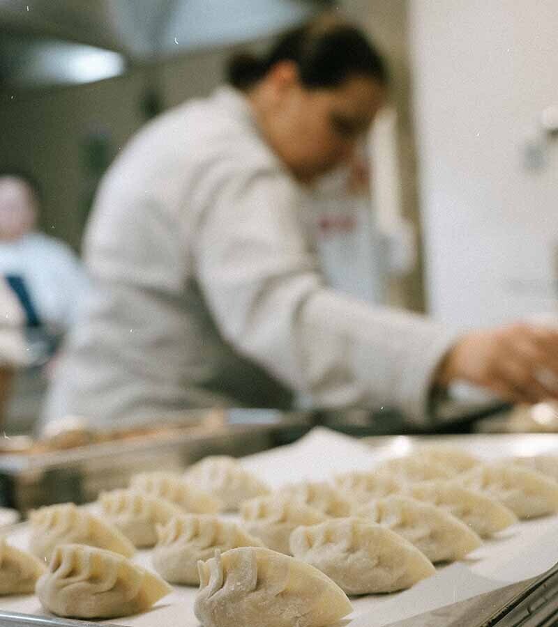 Chef Marlene Vieira a cozinhar