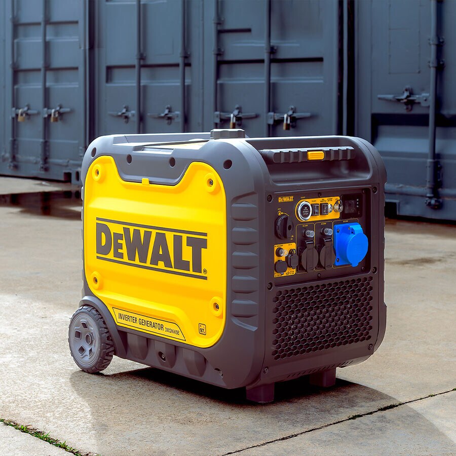 BLACK AND DECKER