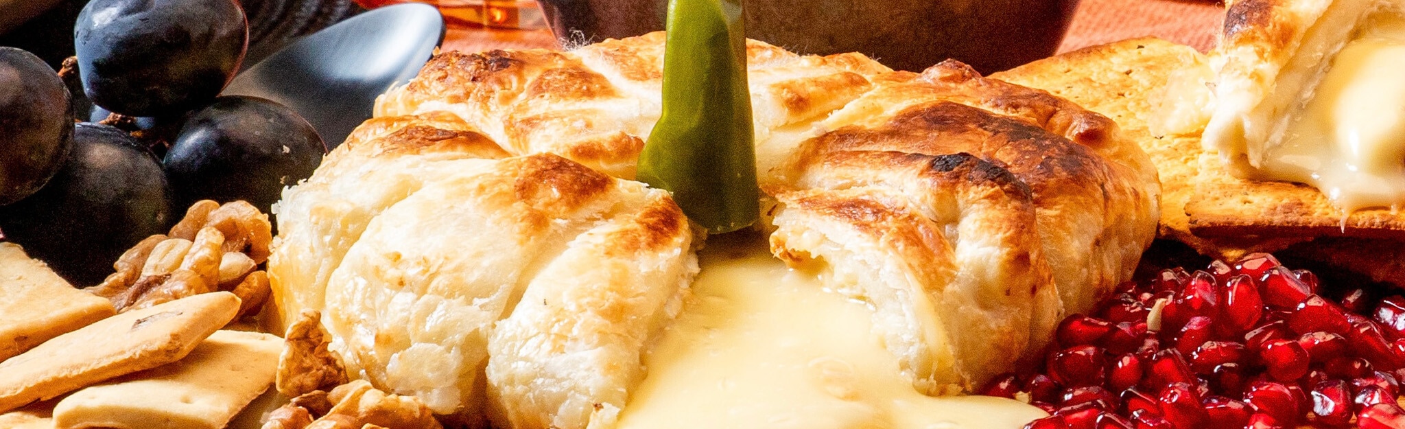 Camembert Envolto em Massa Folhada com Doce de Abóbora e Nozes