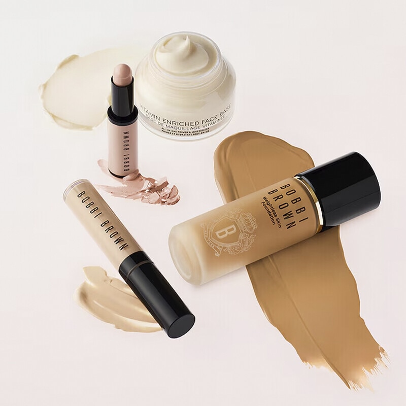 Bobbi Brown Rosto