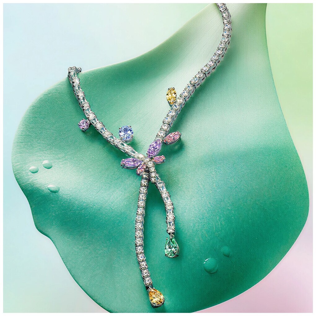 SWAROVSKI
