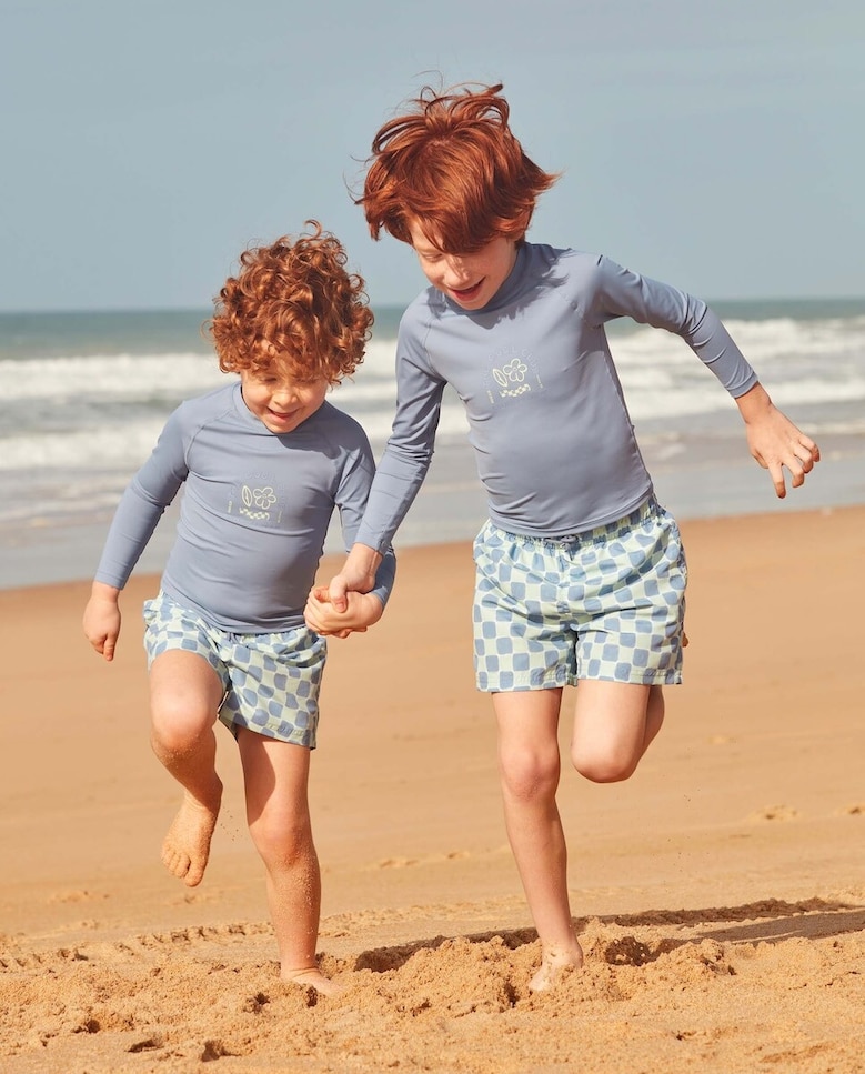 Ver seleção da tendência Proteção UV em Moda Banho Infantil na loja online do El Corte Inglés