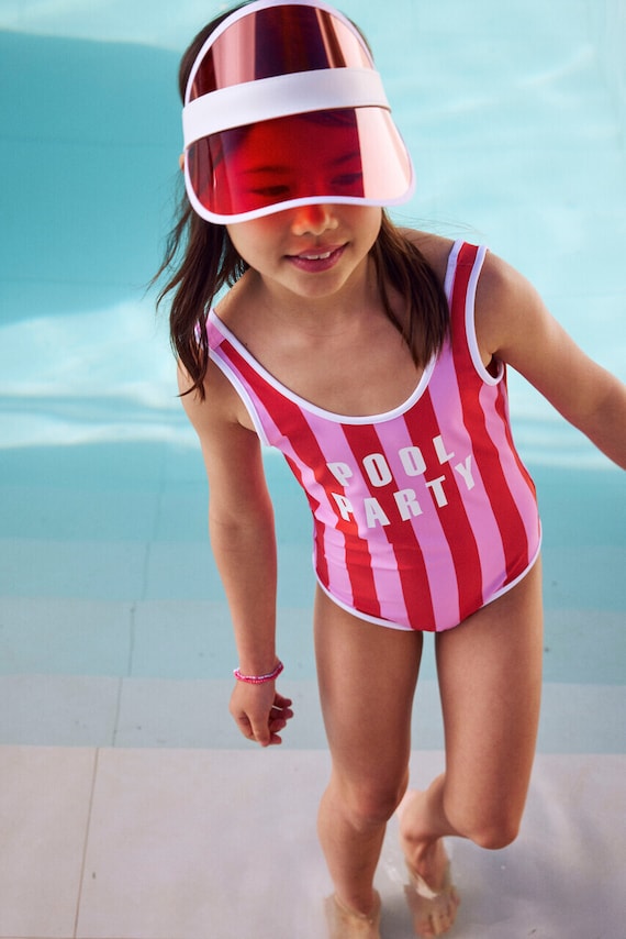 Veja Moda Banho Infantil para Menina, na loja online do El Corte Inglés