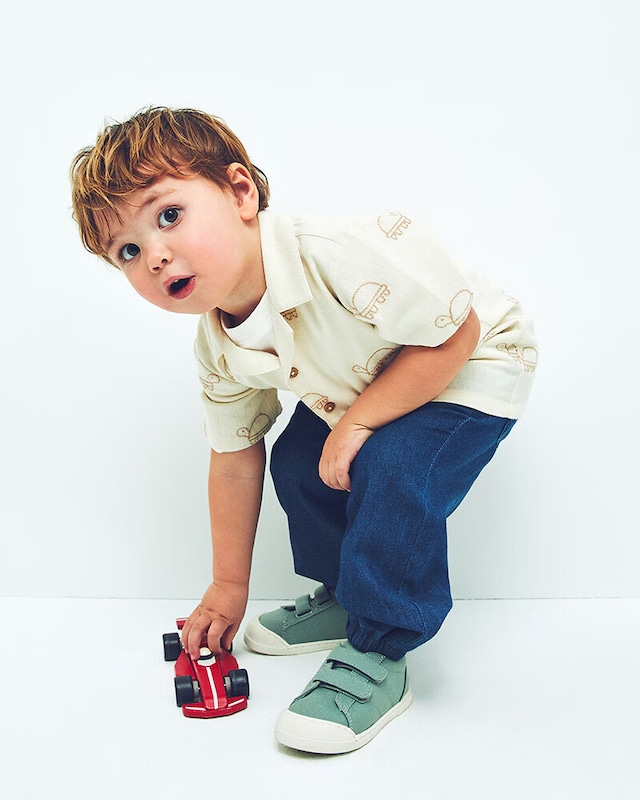 OS SALDOS até -50% em Moda Infantil na loja online do El Corte Inglés.