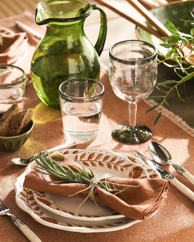 Menage de Mesa