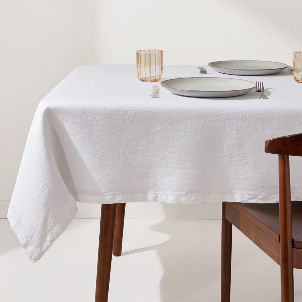 Mesa y Decoración