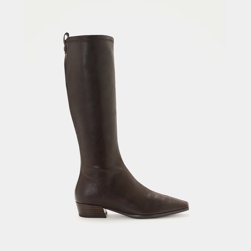 Botas