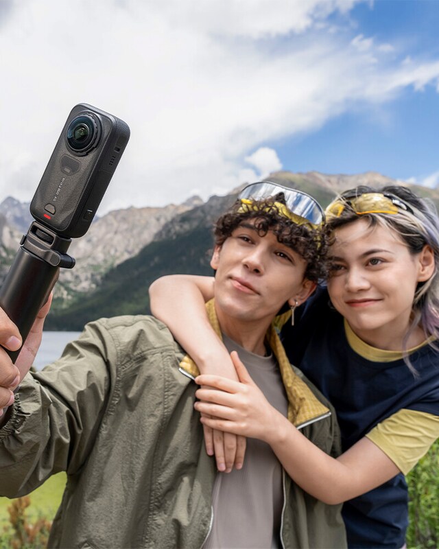 Insta360 X6