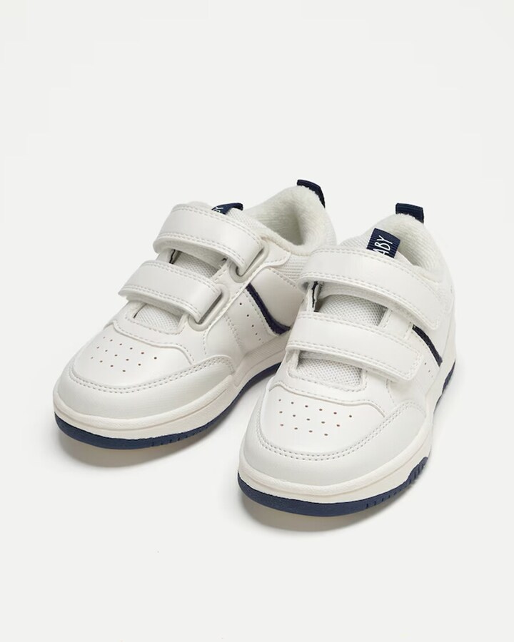 Zapatillas de colegio