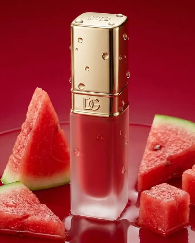 Lip oils