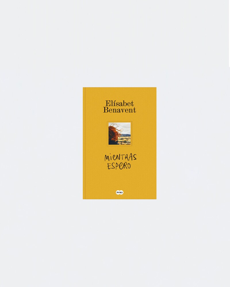 "Mientras espero" de Elisabet Benavent