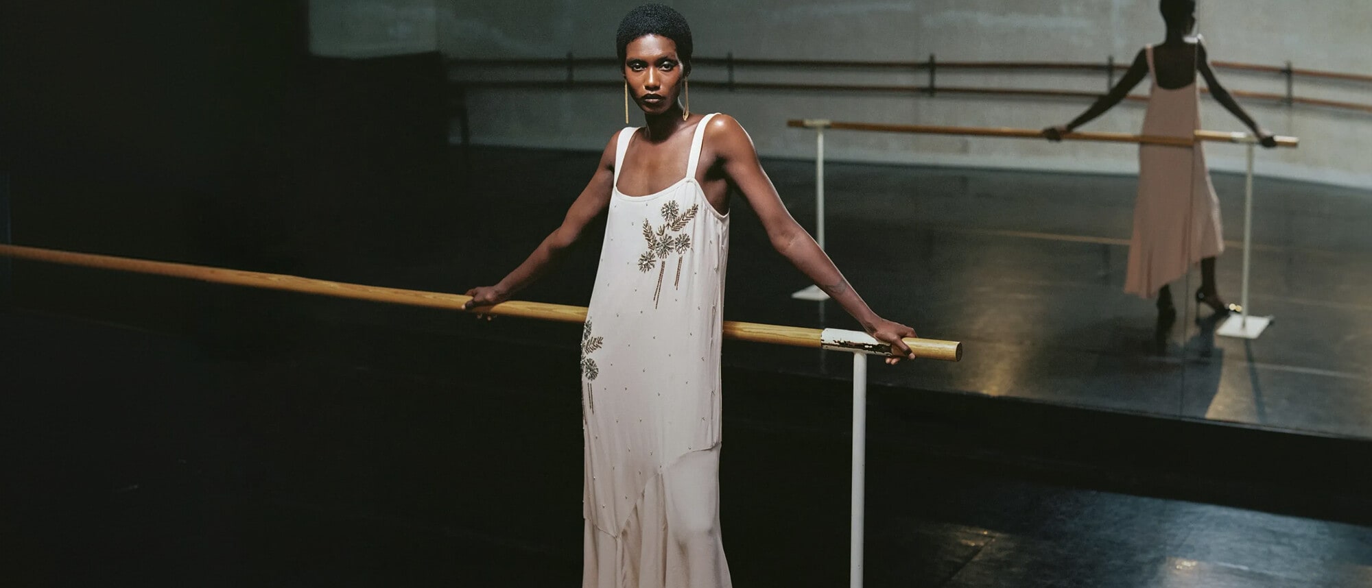 BACK TO THE STUDIO WOMAN COLLECTION