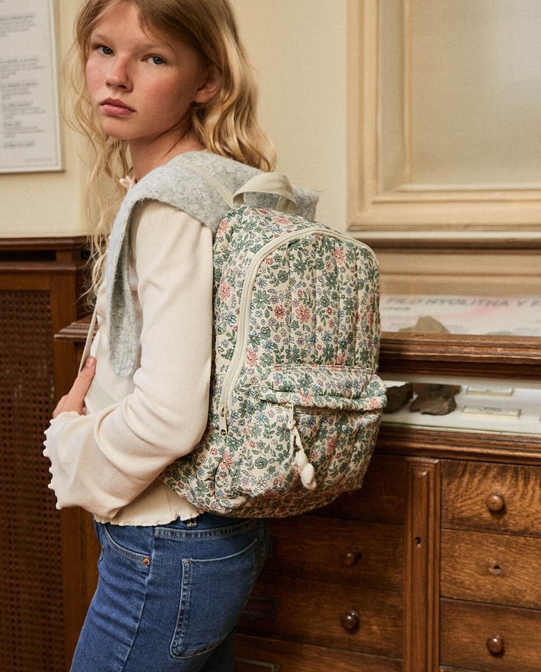Ver seleção de Mochilas em Moda Infantil na loja online do El Corte Inglés