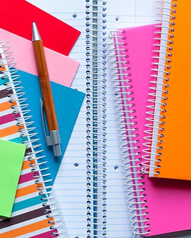 Cuadernos, libretas y recambios