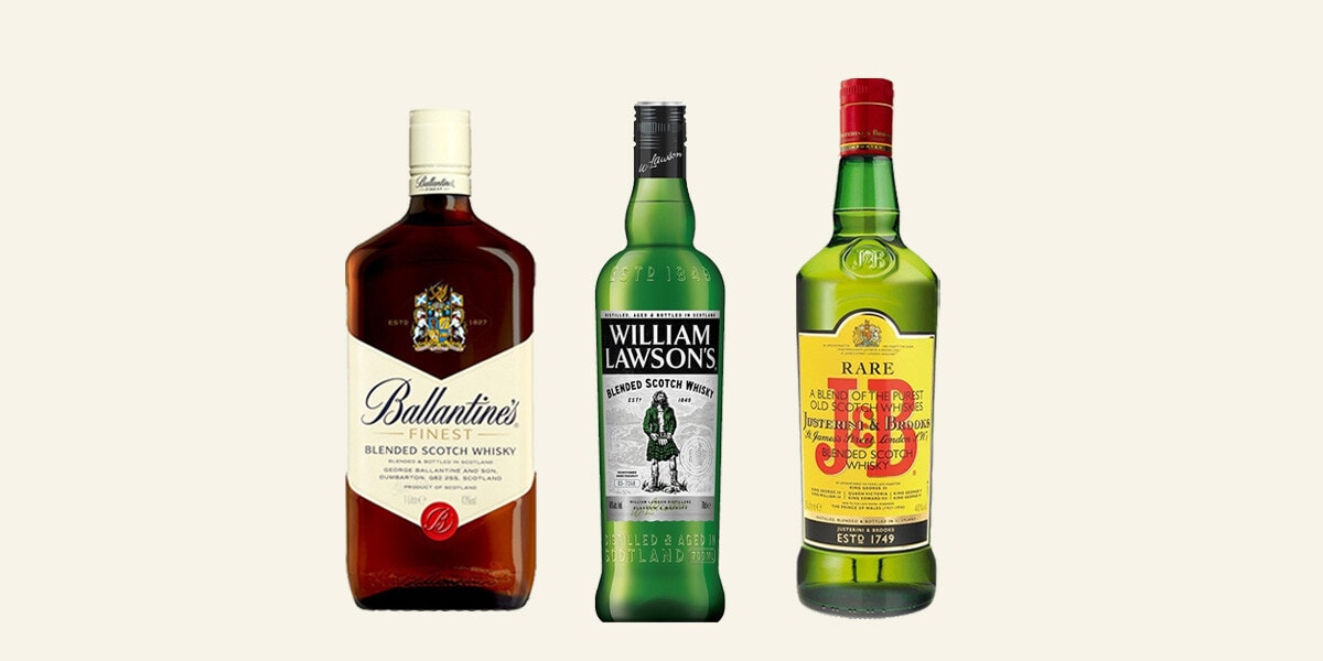 Whiskies escoceses Ballantine's, William Lawson's, Jameson ...