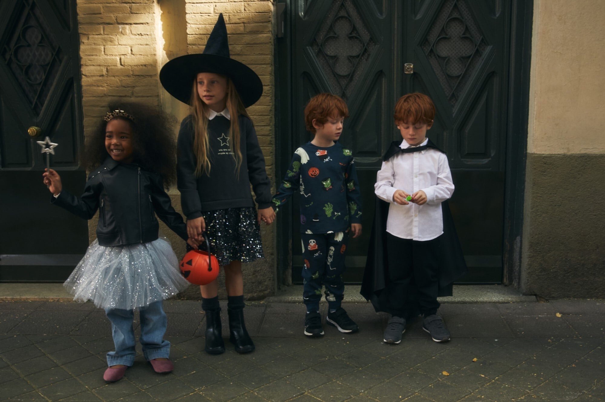TRICK OR TREAT? A HALLOWEEN STORY