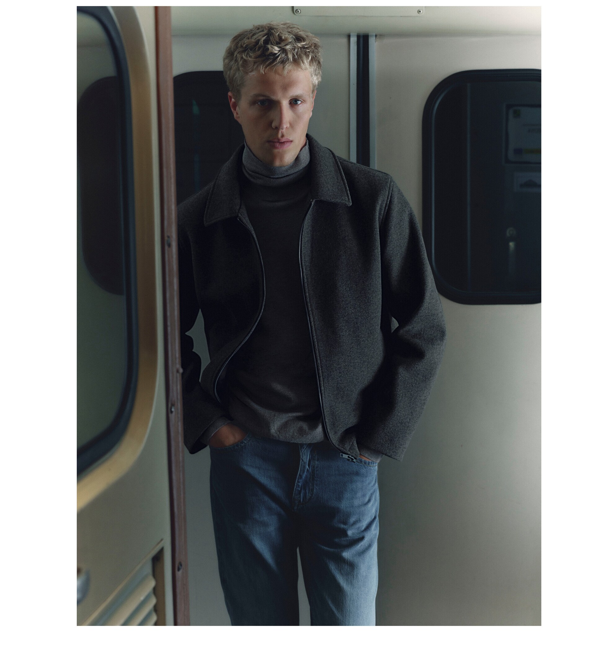 EASY WEAR. SMART CASUAL