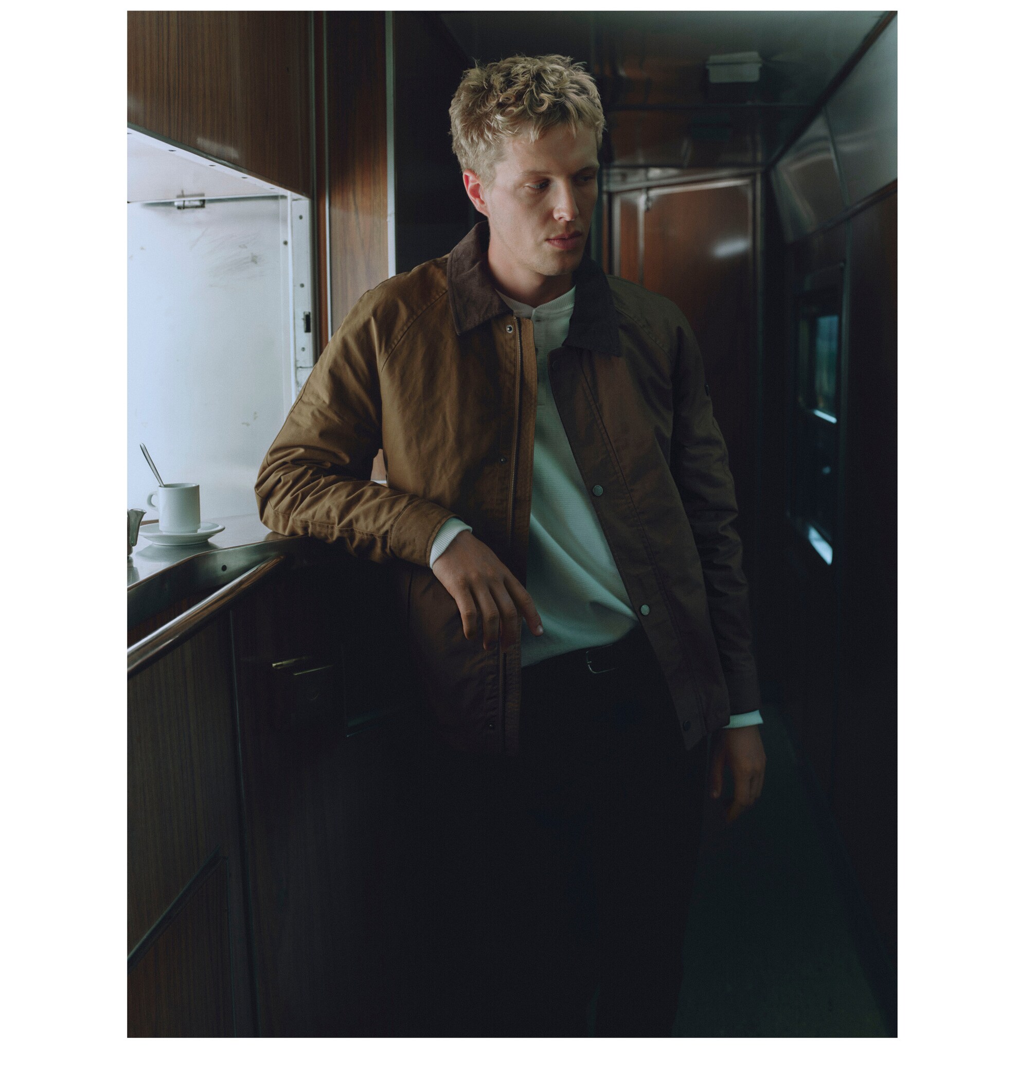 EASY WEAR. SMART CASUAL
