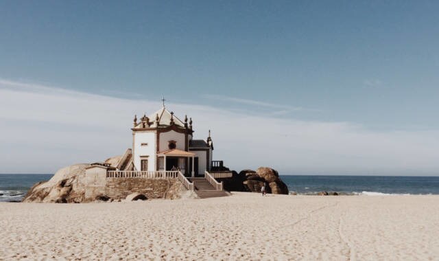    El Guide Porto: Capela Senhor da Pedra