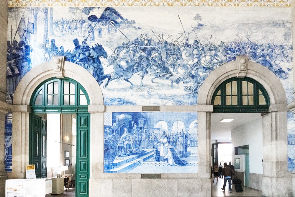 El Guide Oporto:  Aliados &amp; São Bento