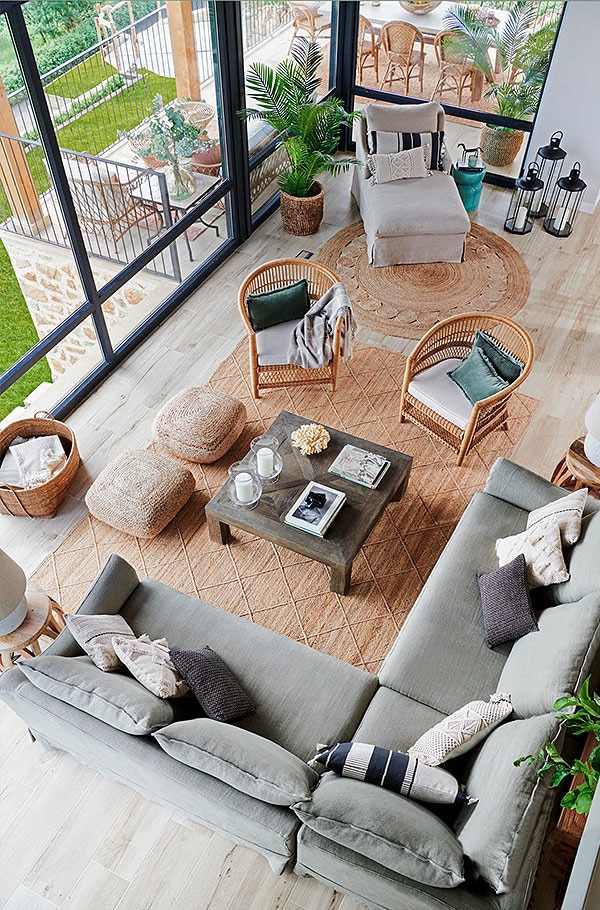 10 CASA BILBAO SALÓN