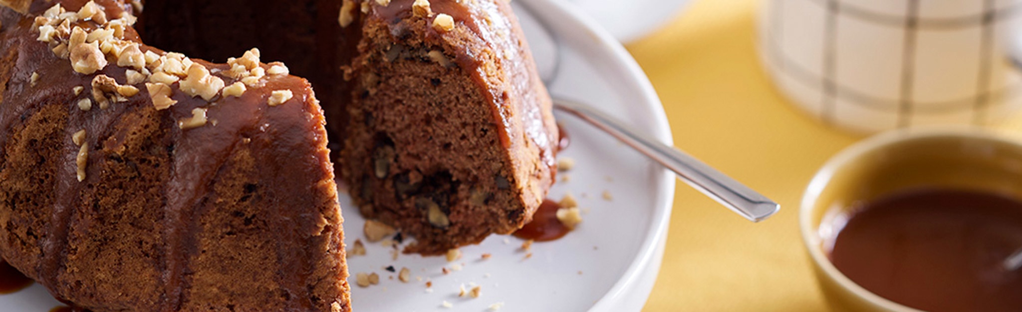 Bolo de Noz e Caramelo