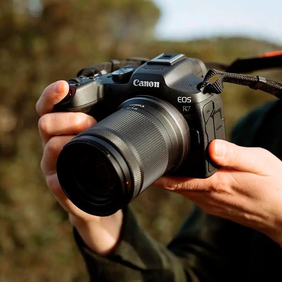 Cámaras de fotos y vídeo ·