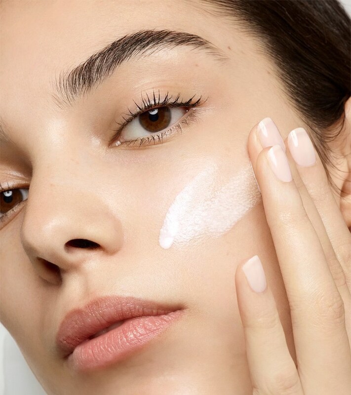 Proteção solar de rosto de cosmética seletiva na loja online El Corte Inglés