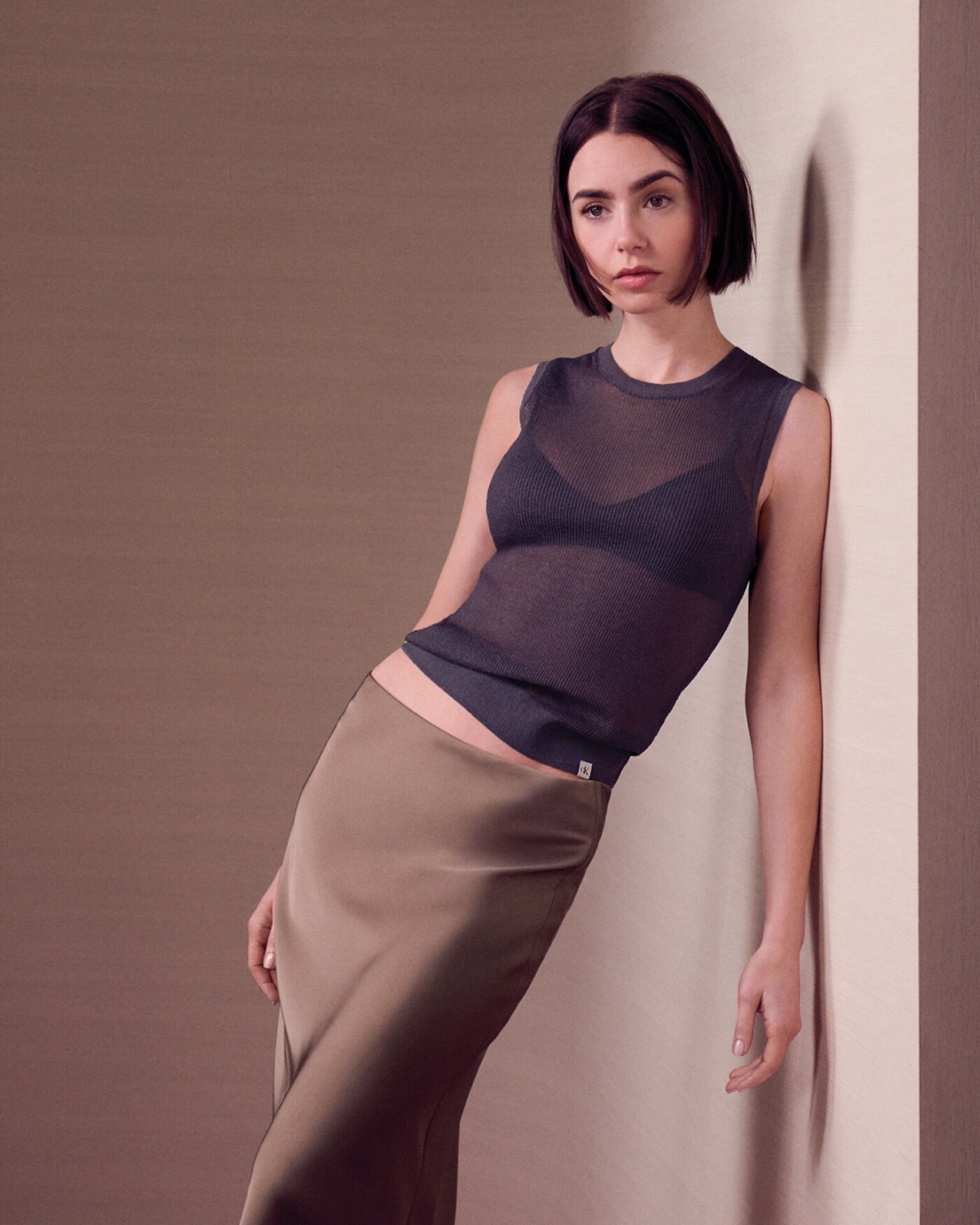 Conheça moda mulher da marca Calvin Klein na loja online El Corte Inglés 