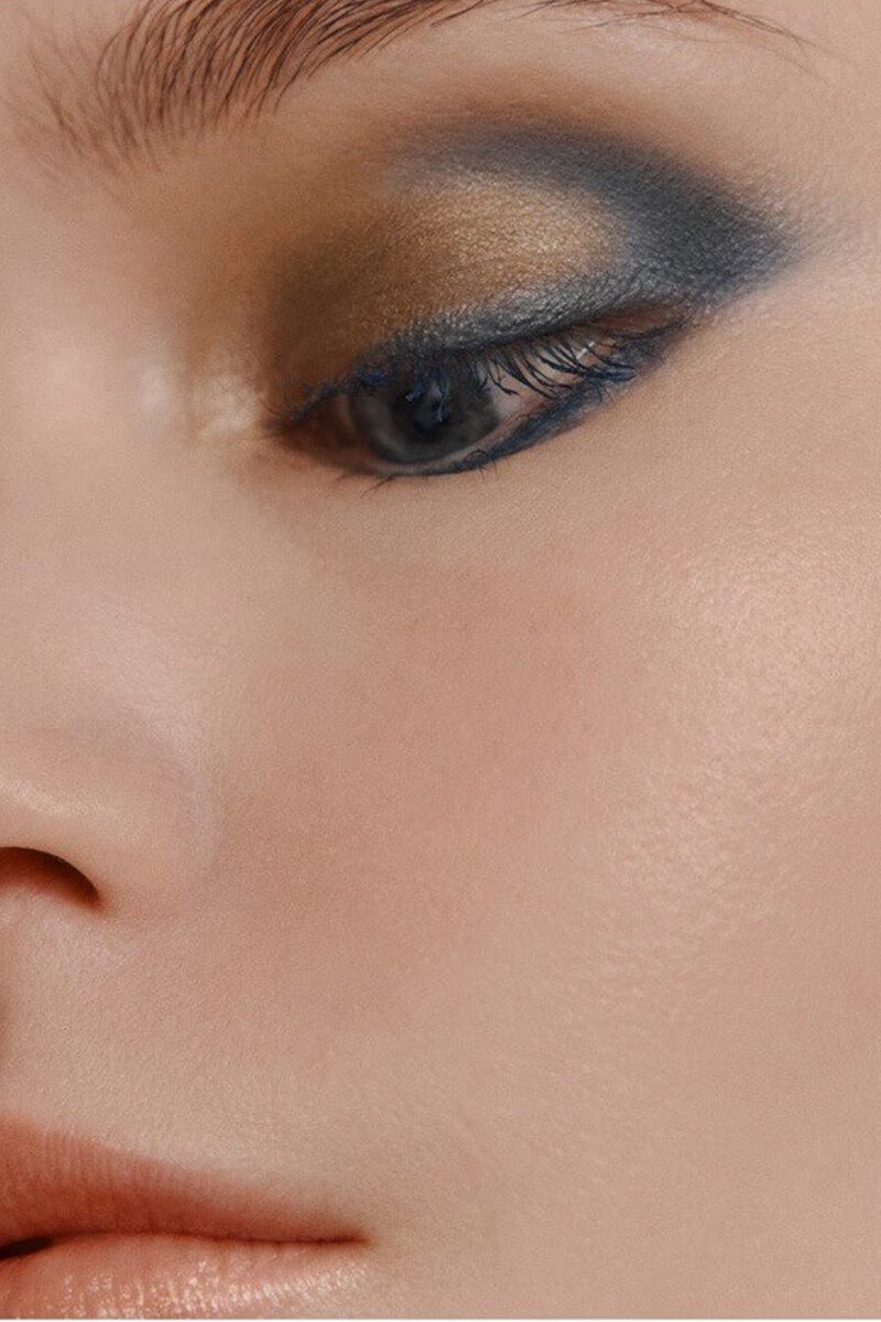 Veja Sombras de Olhos em Perfumaria e Cósmetica, na loja online do El Corte Inglés