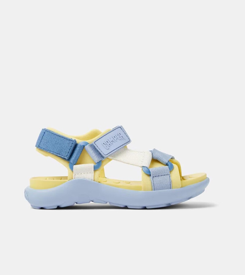Aproveite Sapatos de Menino nos Saldos até -50% na loja online do El Corte Inglés