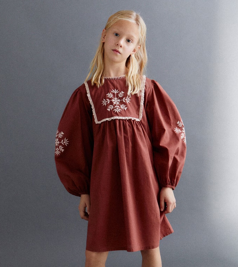 Vestidos de Menina em Descontos Top até -40% na loja online do El Corte Inglés