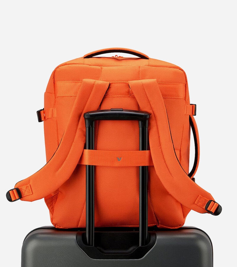 Ver mochilas de viagem nos 2osSaldos online do El Corte Inglés