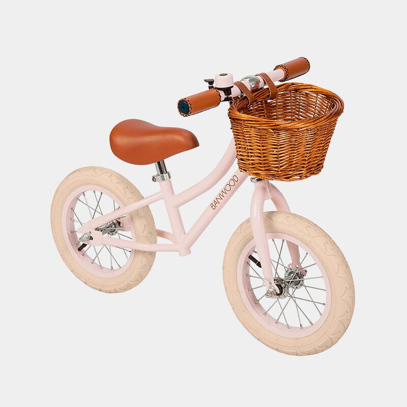 Bicicletas, triciclos y correpasillos