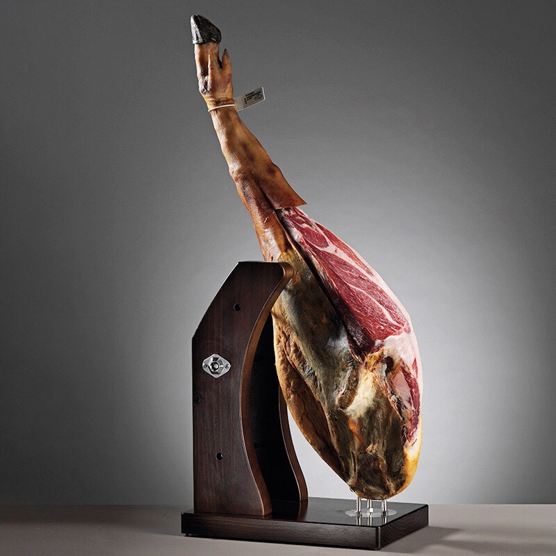Jamón de cebo ibérico 50% raza ibérica pieza 8 kg – 139€