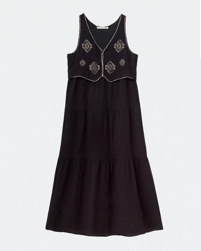 Sfera moda mujer, colección boho. Texturas suaves y cortes fluidos