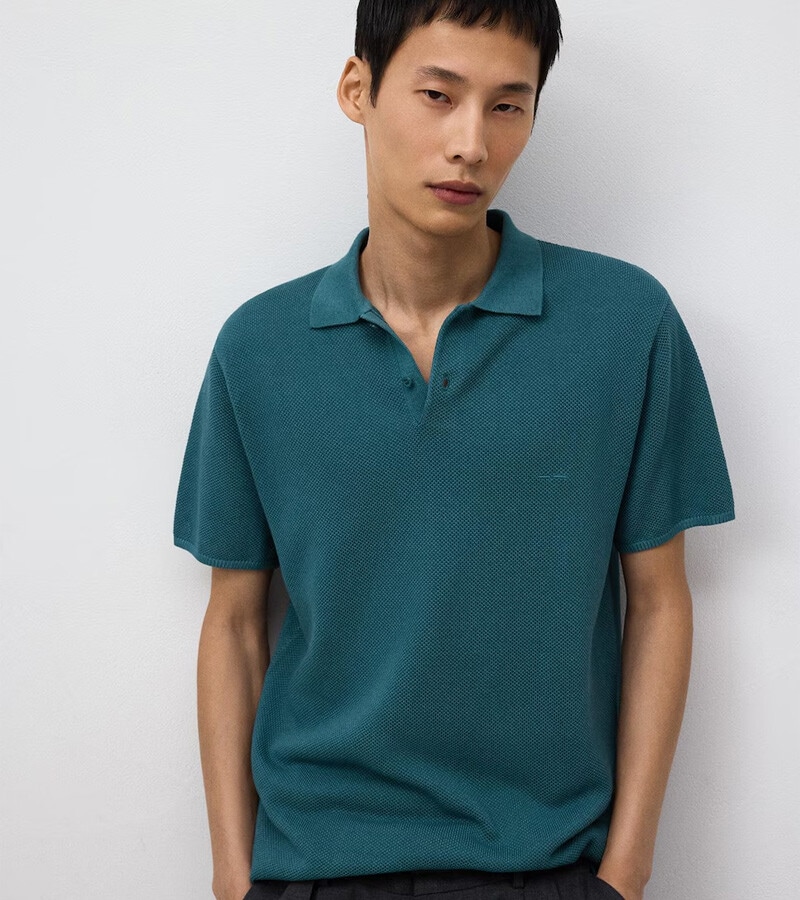Polos