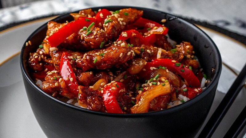 Carne de Vaca Crocante Estilo Chinês com Molho Agridoce