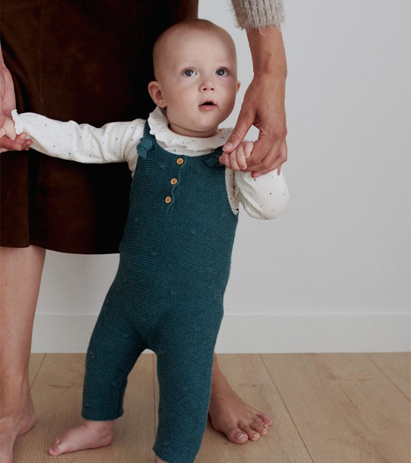 Veja os babygrows para bebé da marca Baby na loja online do El Corte Inglés