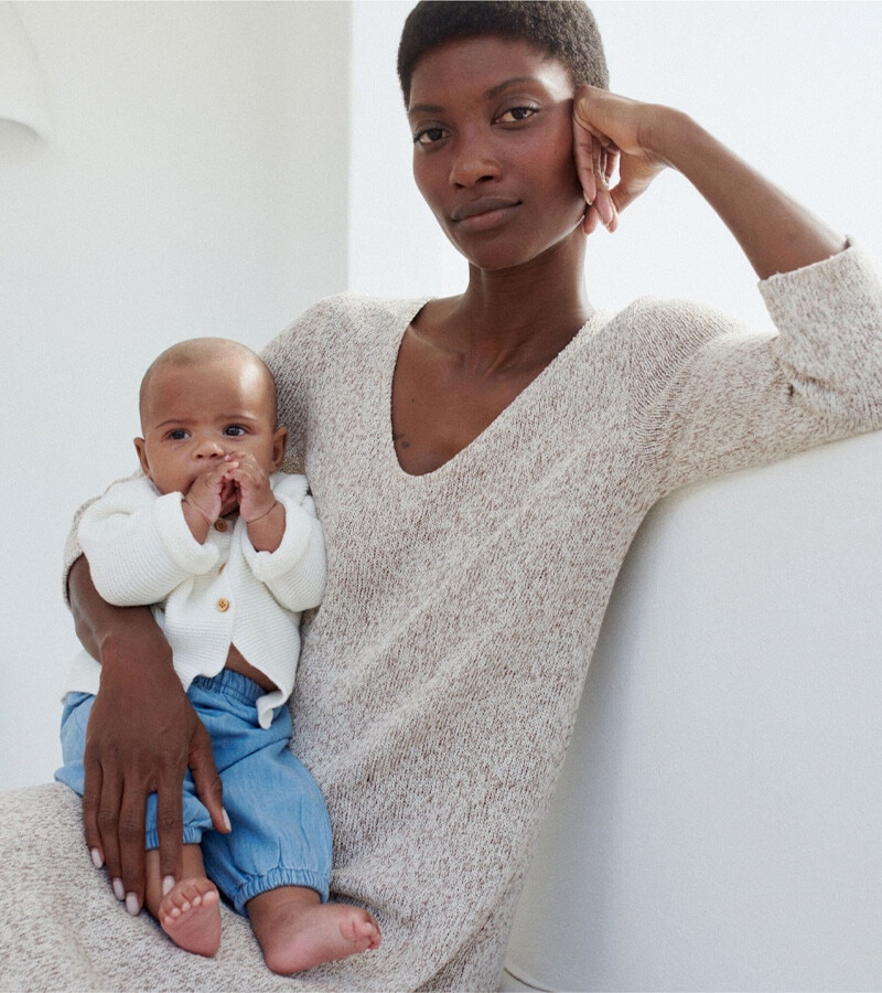 Veja as calças para bebé da marca Baby na loja online do El Corte Inglés