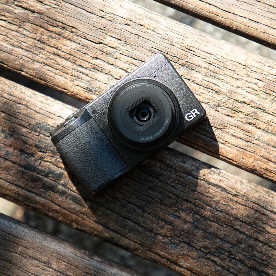 Ricoh GR IV