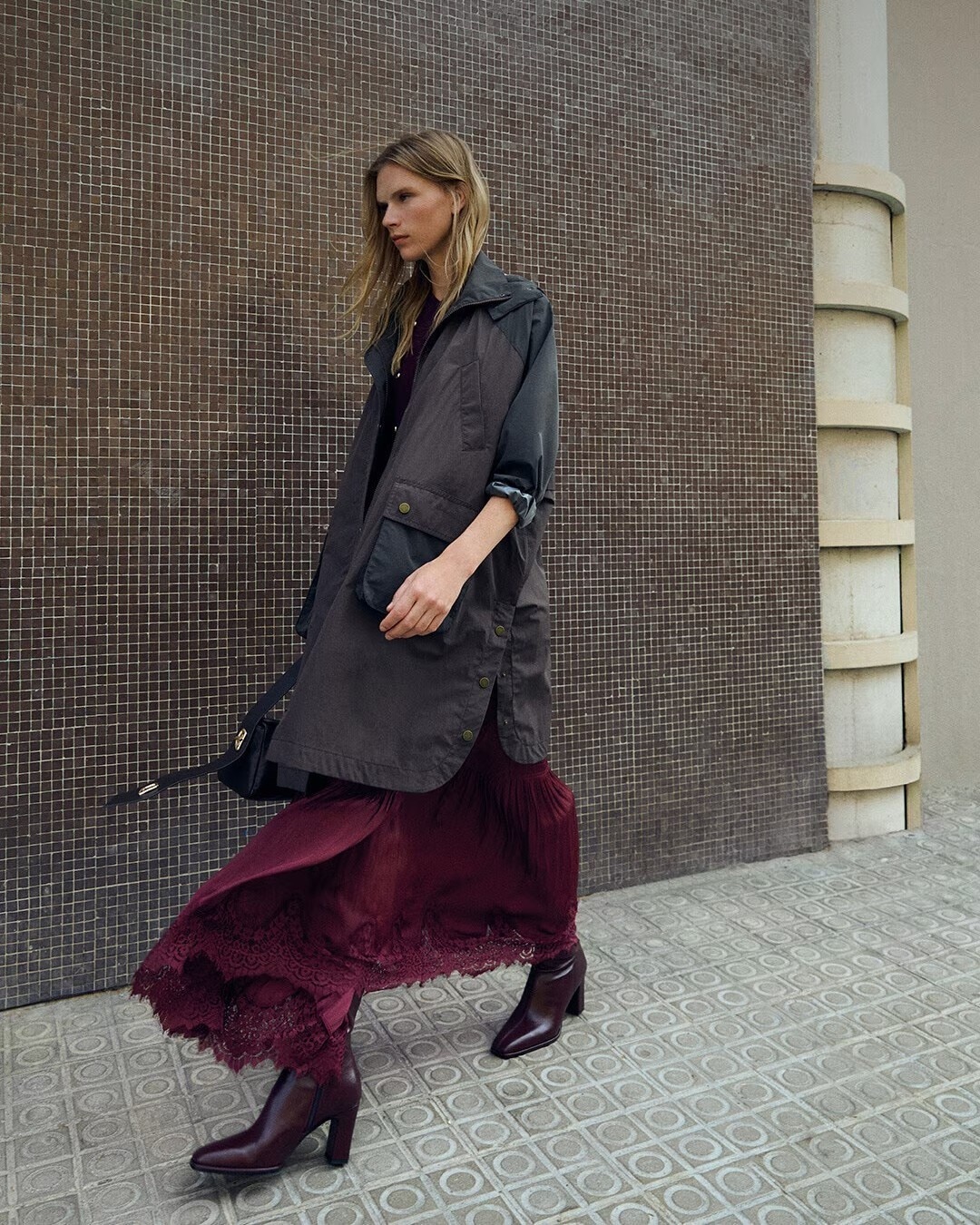 Ver roupa de transição em Moda Mulher na loja online do El Corte Inglés