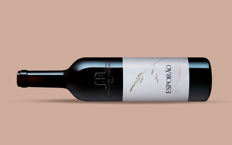 Exclusivo Online, oferta Esporão Vinho Tinto Colheita na compra de 3 garrafas Esporão, assinaladas, iguais ou combinadas - 31 de outubro a 13 de novembro