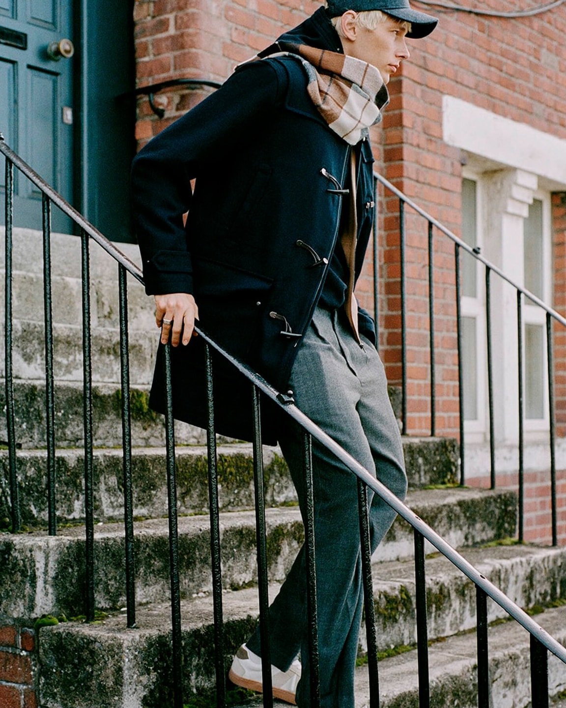 Sfera | The New Brit