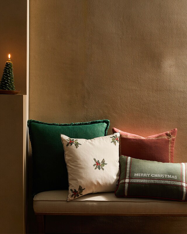 Alfombras, cojines y cortinas