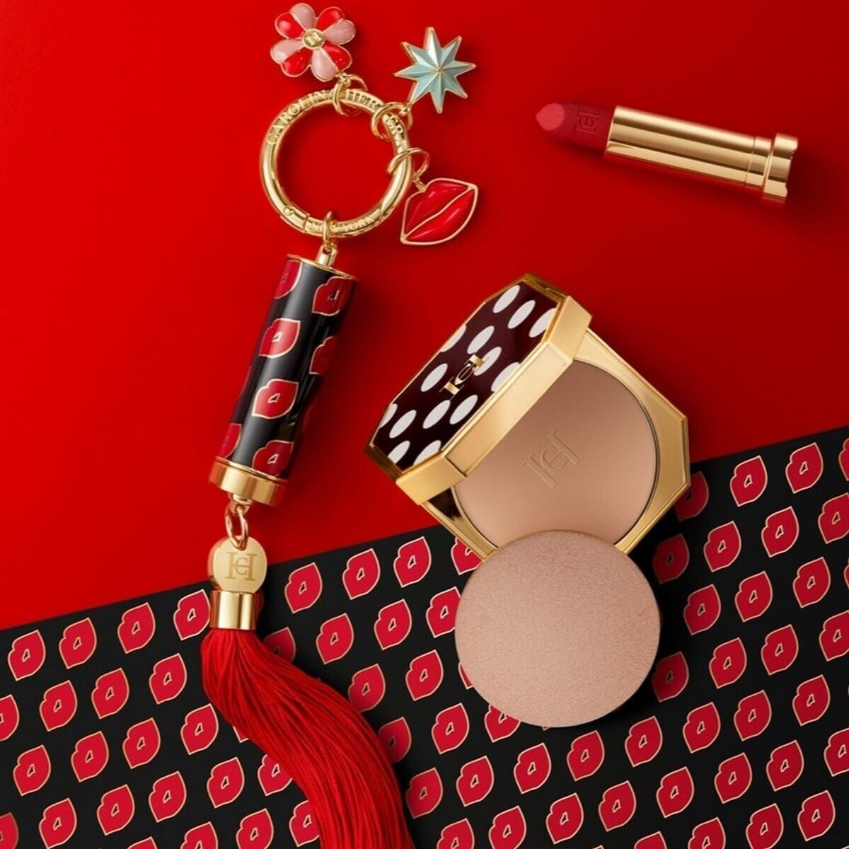 Charms Carolina Herrera