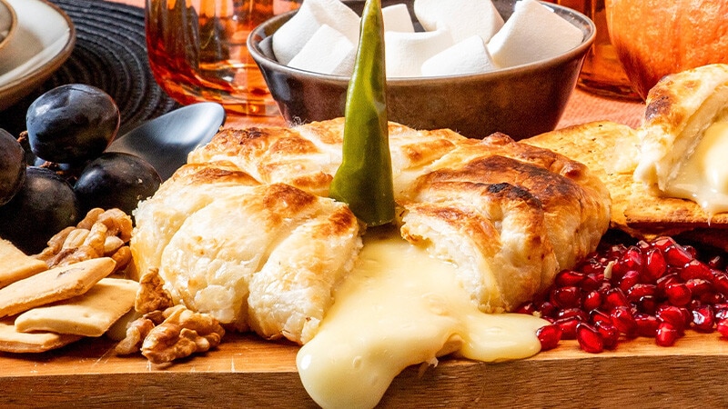 Camembert Envolto em Massa Folhada com Doce de Abóbora e Nozes
