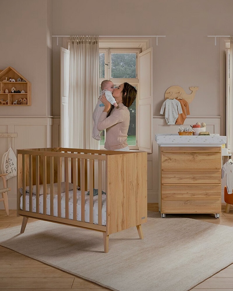 Descubra tudo o que precisa para o quarto do seu bebé